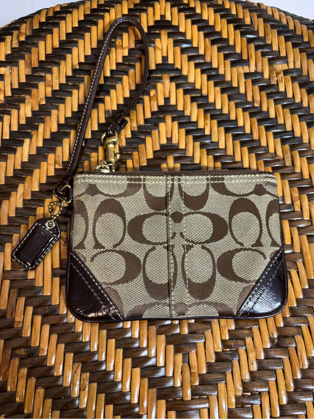 Vintage Coach Signature C Wristlet Clutch